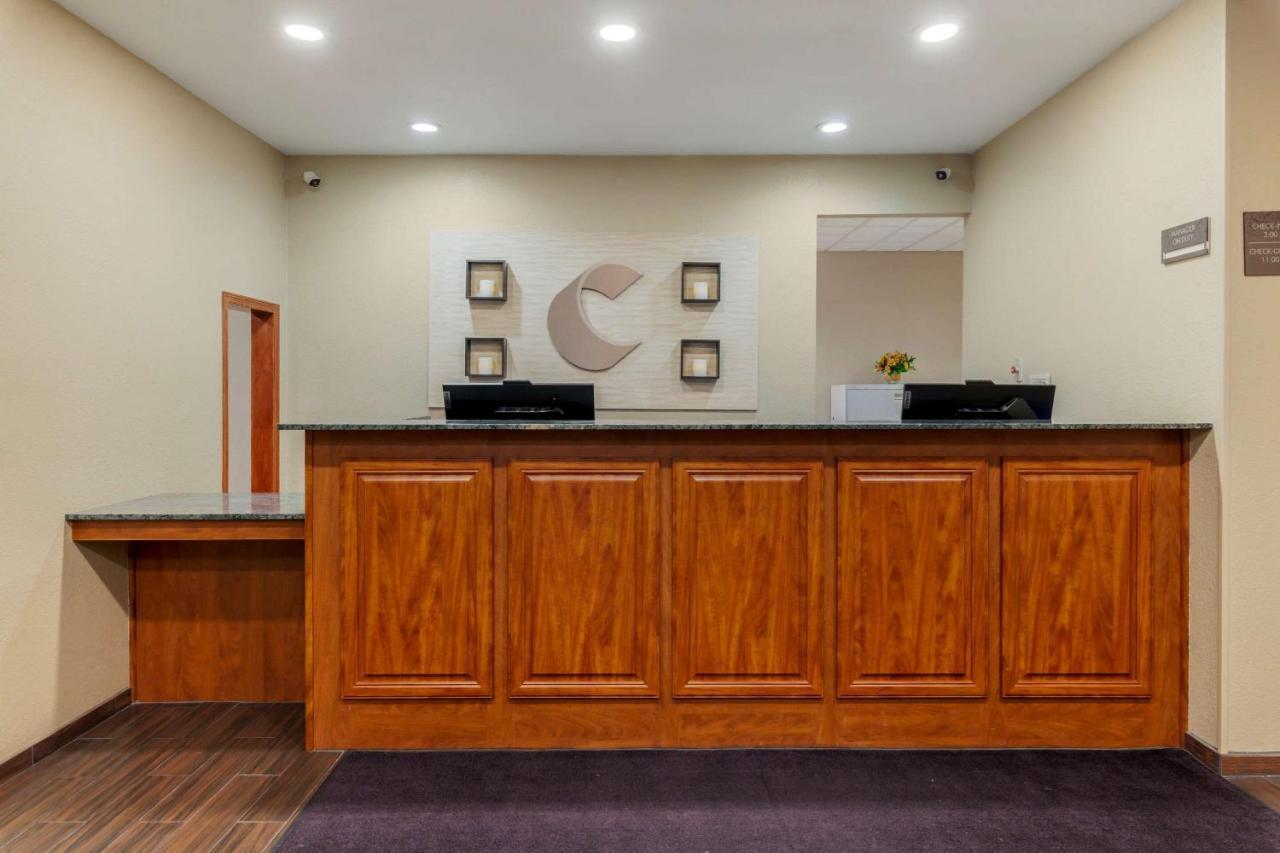 约翰逊克里克会议康福特套房酒店 Johnson Creek 外观 照片